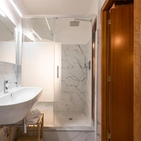 Bernini Collection Guest house *