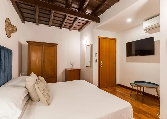 Гостевой дом Bernini Collection 4*